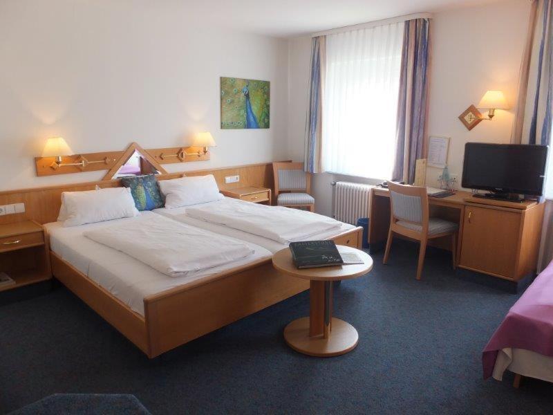 Tiptop Hotel Garni Pfauen Endingen am Kaiserstuhl Exteriör bild
