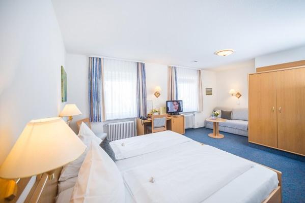 Tiptop Hotel Garni Pfauen Endingen am Kaiserstuhl Exteriör bild